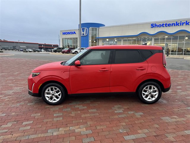 Used 2024 Kia Soul LX w/ Option Group 015 image 33