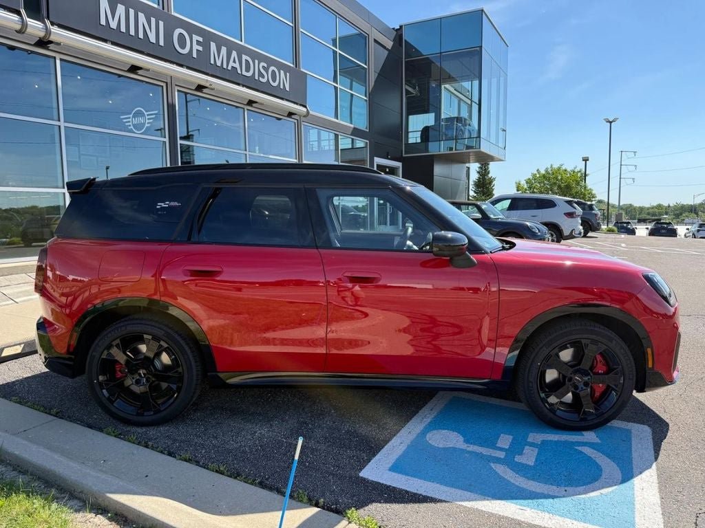 Used 2025 MINI Cooper Countryman John Cooper Works w/ Comfort Package Max AWD/4WD image 2