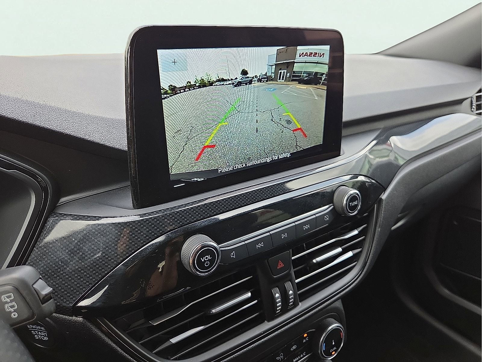 Used 2025 Ford Escape ST-Line FWD image 16