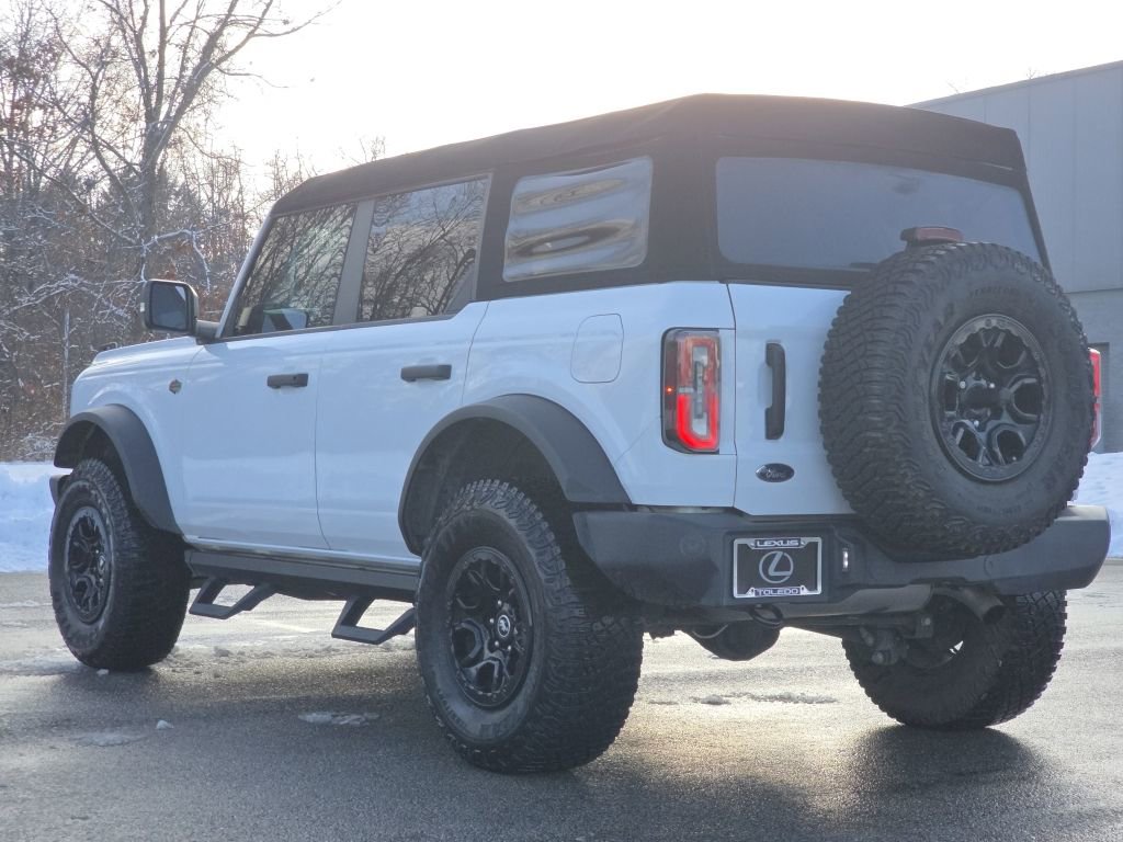 Used 2023 Ford Bronco Wildtrak image 8