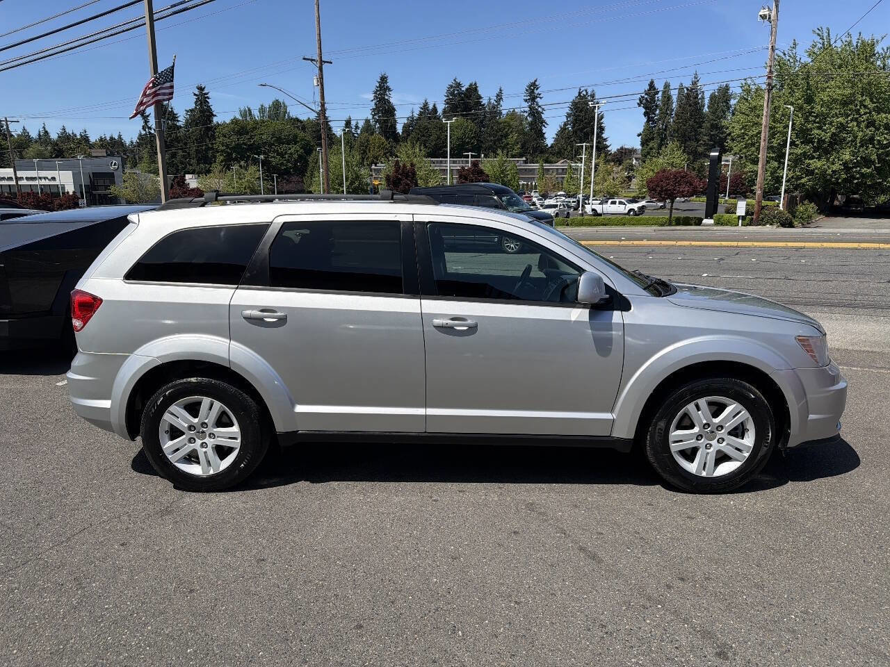 Used 2012 Dodge Journey FWD image 8