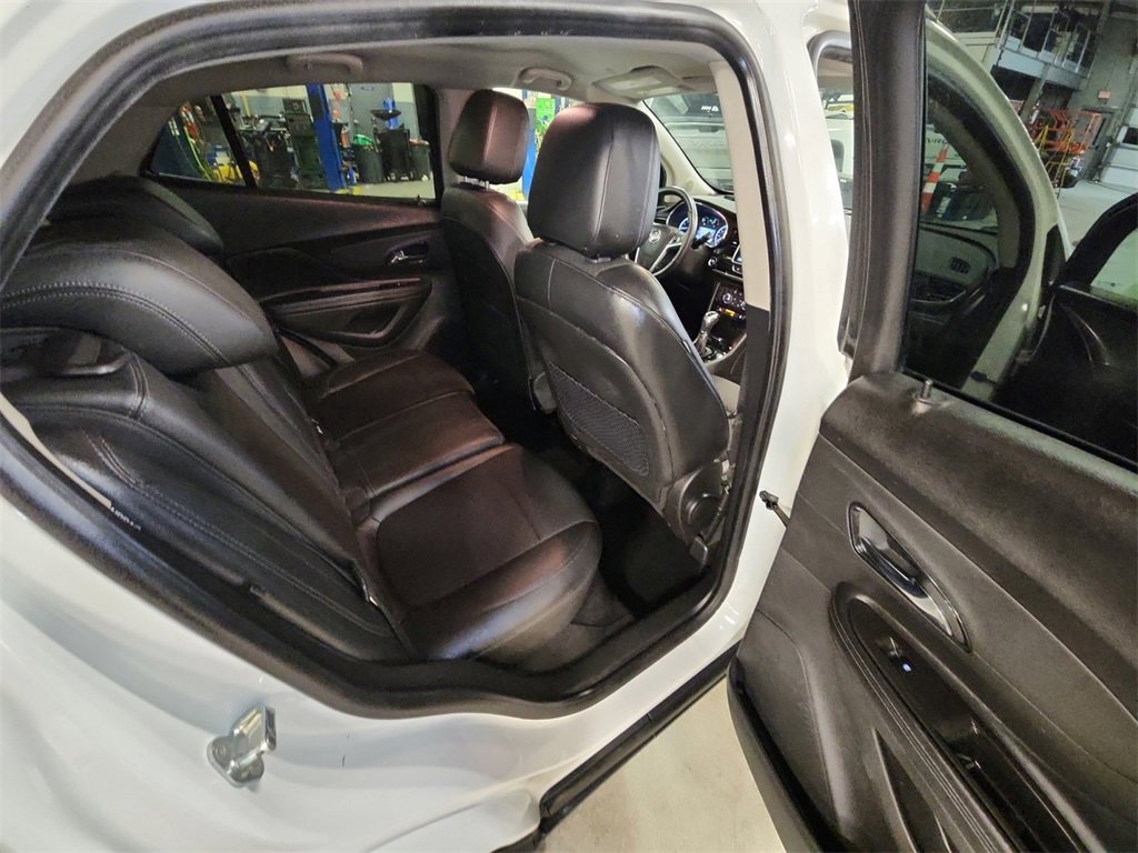 Used 2019 Buick Encore Preferred image 34