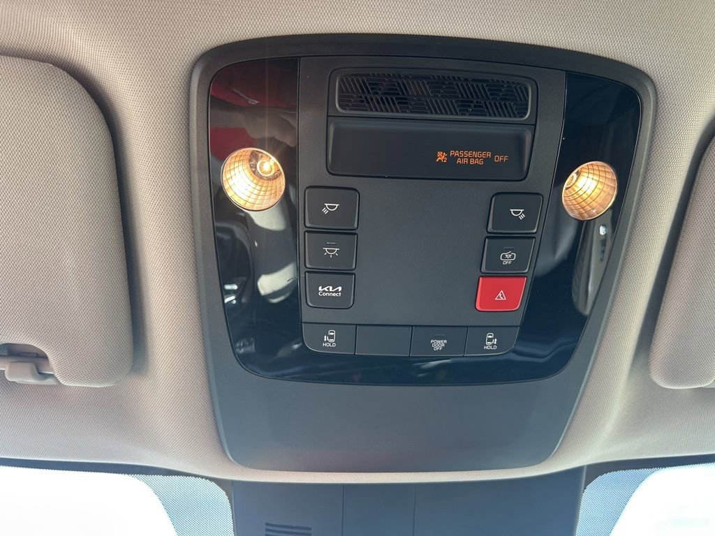 Used 2026 Kia Carnival FWD image 25