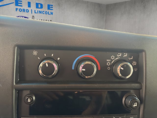 Used 2014 Chevrolet Express 1500 LT w/ LT Preferred Equipment Group AWD/4WD image 19