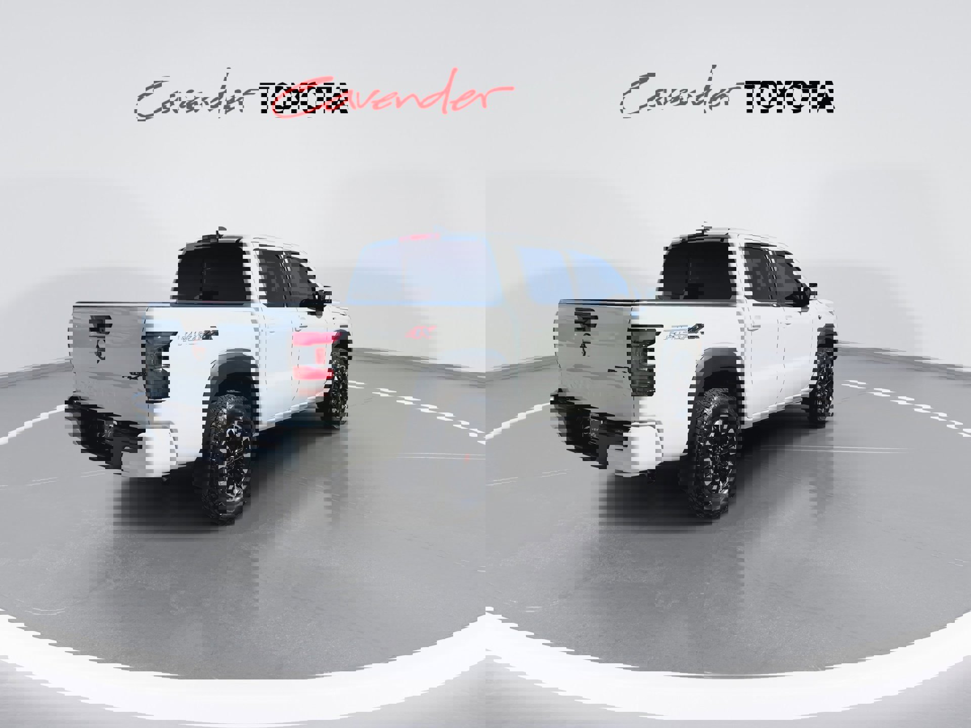 Used 2024 Nissan Frontier PRO-4X w/ Off-Road Protection Package image 8