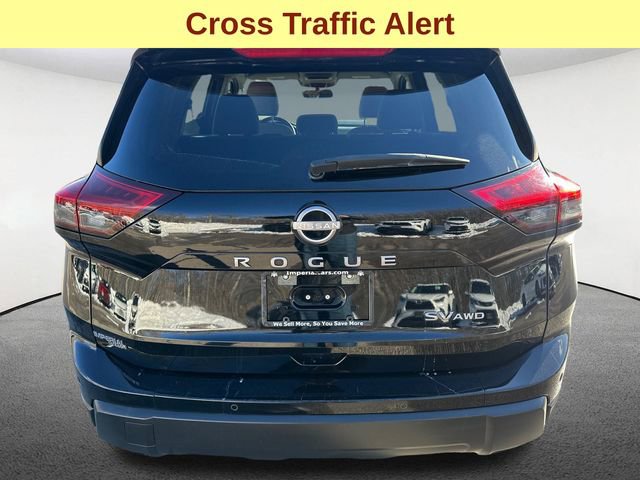 Used 2024 Nissan Rogue SV image 9