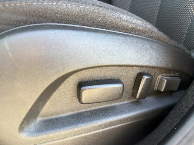 Used 2015 Chevrolet Equinox LT w/ Driver Convenience Package FWD image 30