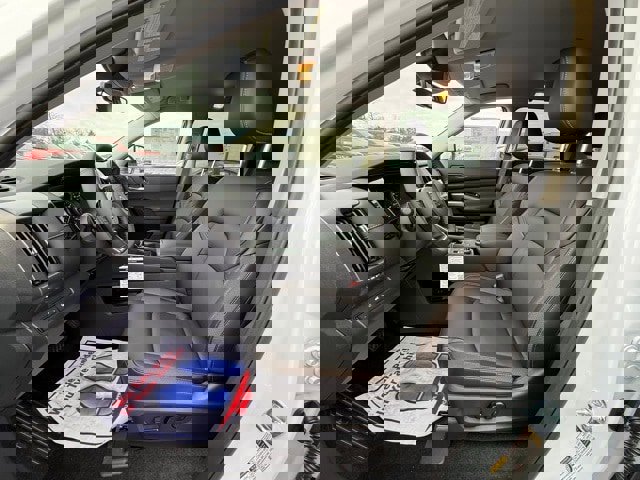 New 2025 Nissan Pathfinder SL w/ Black Appearance Package image 12