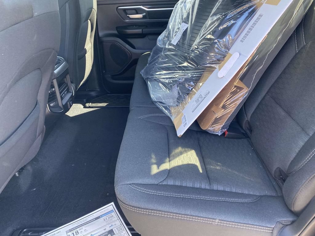 New 2026 RAM 1500 Big Horn AWD/4WD image 40