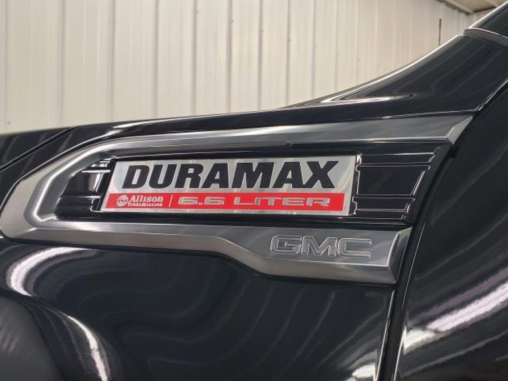 Used 2022 GMC Sierra 2500 AT4 w/ AT4 Premium Plus Package AWD/4WD image 6