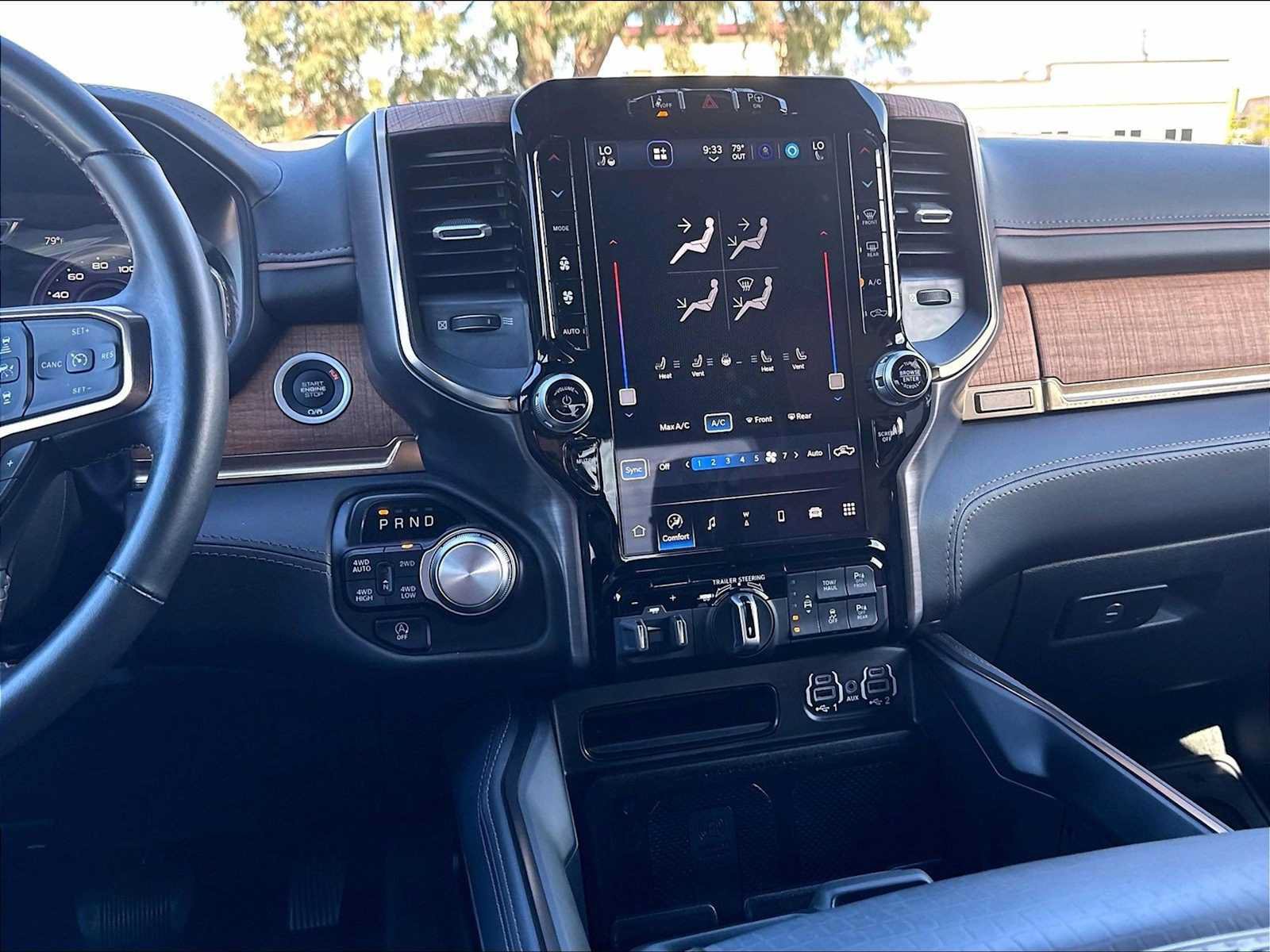 Used 2024 RAM 1500 Limited AWD/4WD image 12