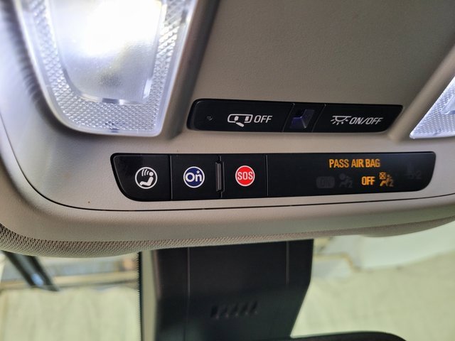 Used 2021 GMC Terrain SLT image 38