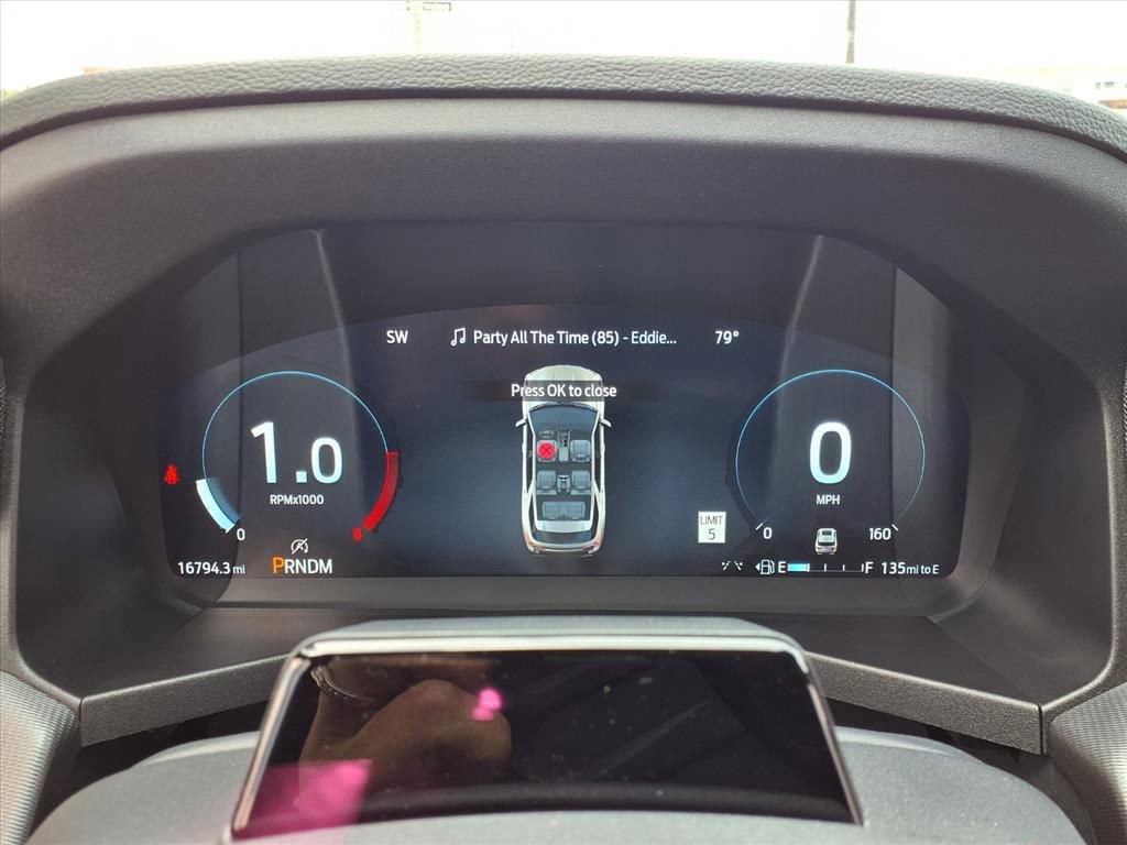 Used 2025 Ford Explorer ST image 16