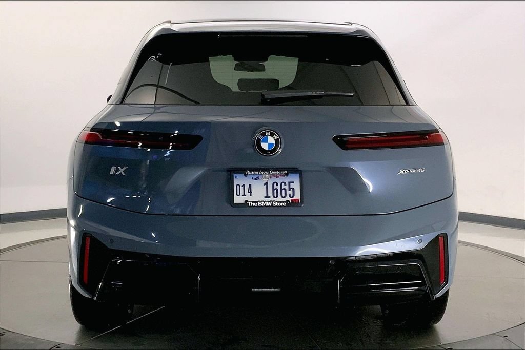 New 2026 BMW iX xDrive45 w/ M Sport Package AWD/4WD image 3