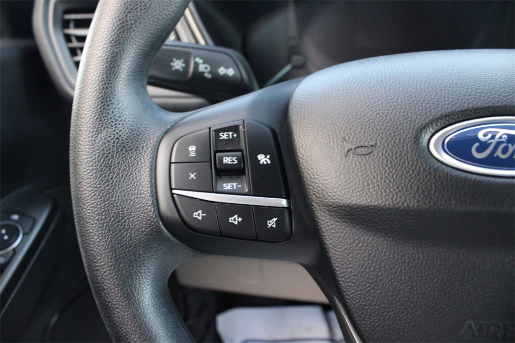 Used 2020 Ford Escape SE image 22