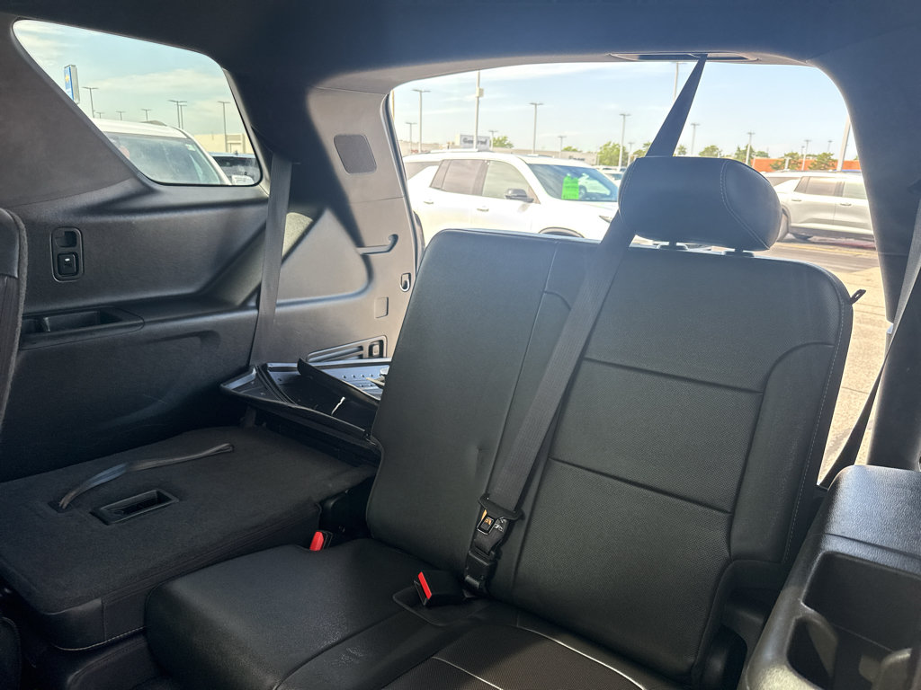 Certified 2022 Chevrolet Traverse Premier w/ Redline Edition AWD/4WD image 35