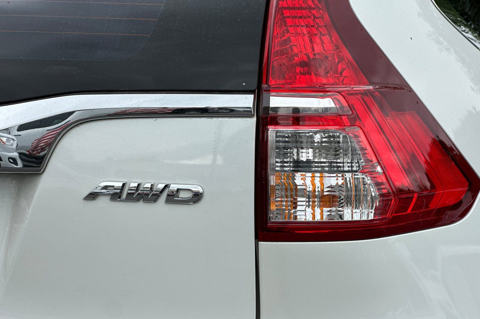 Used 2016 Honda CR-V LX image 9