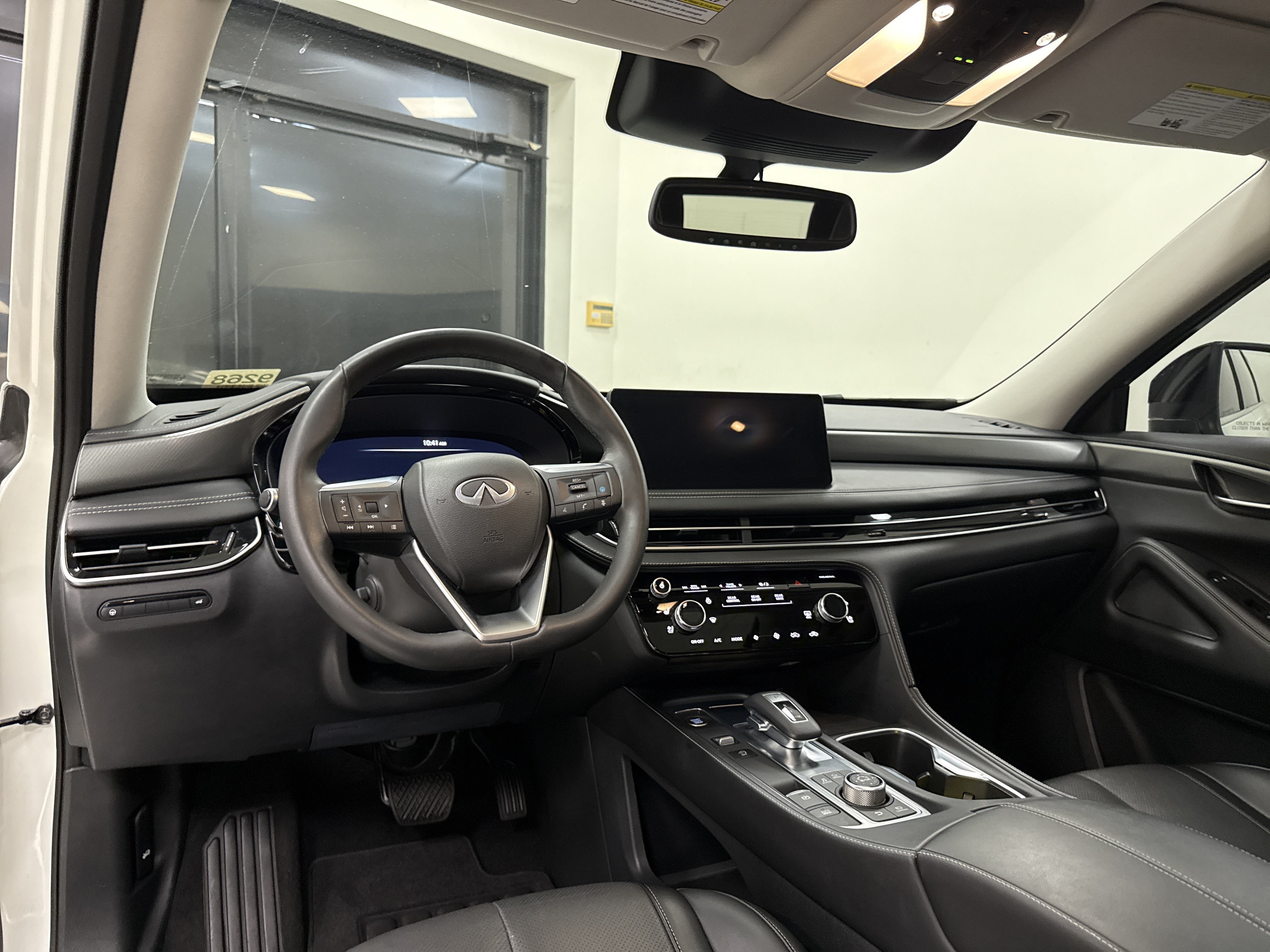 Used 2022 INFINITI QX60 Luxe w/ Cargo Package FWD image 17