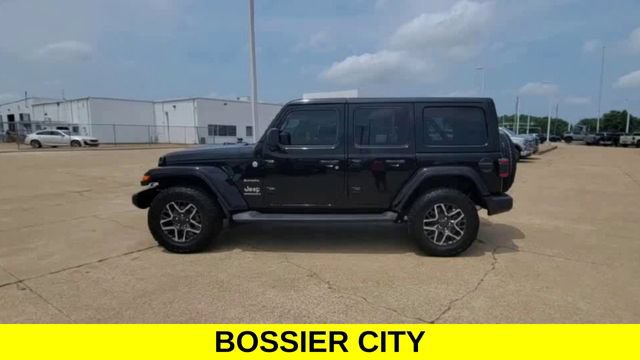 Used 2024 Jeep Wrangler Unlimited Sahara w/ Safety Group AWD/4WD image 5