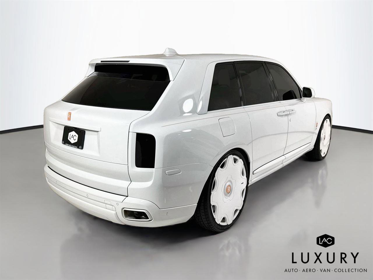 Used 2021 Rolls-Royce Cullinan AWD/4WD image 6
