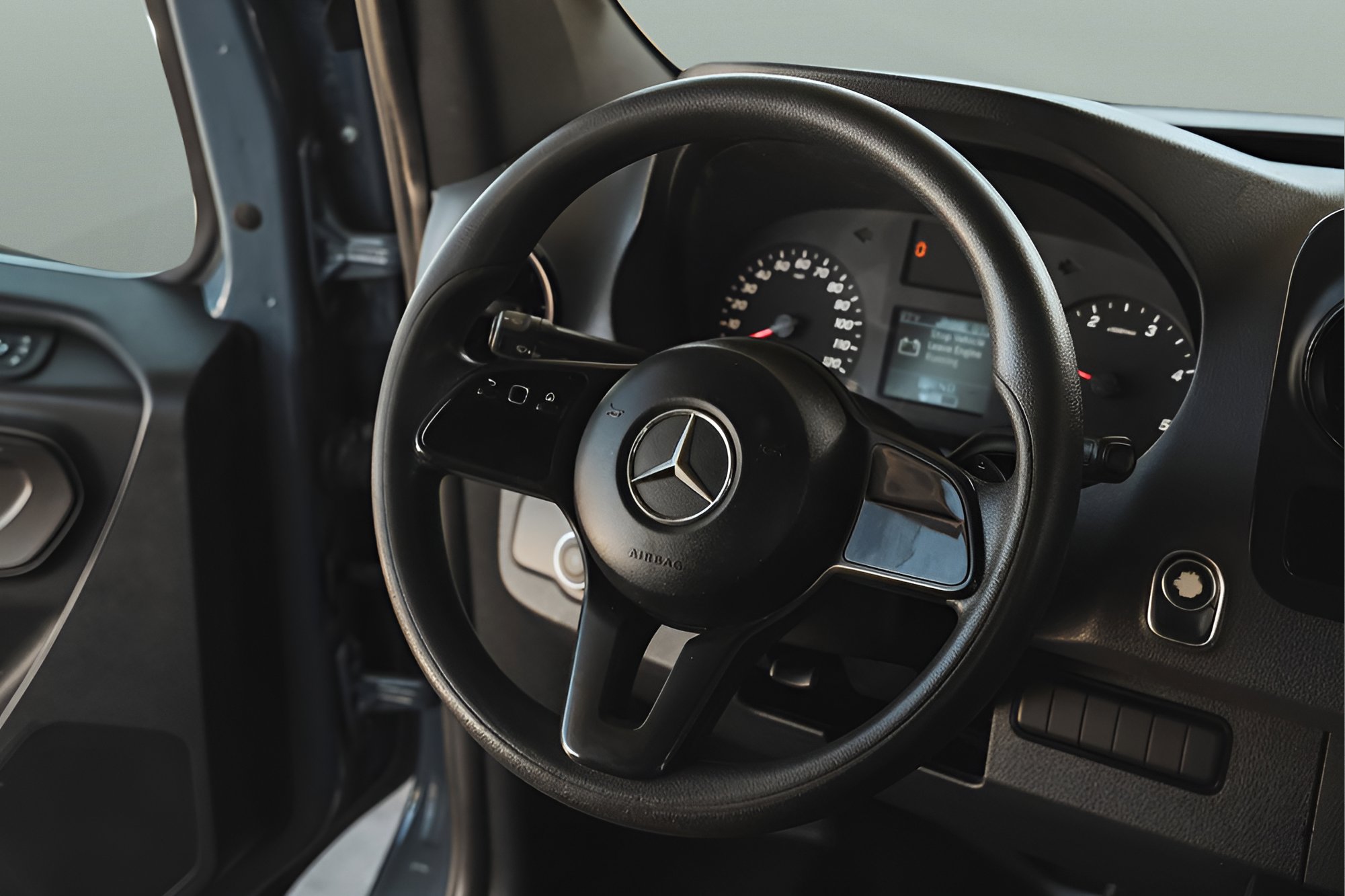 Used 2019 Mercedes-Benz Sprinter 170 image 18