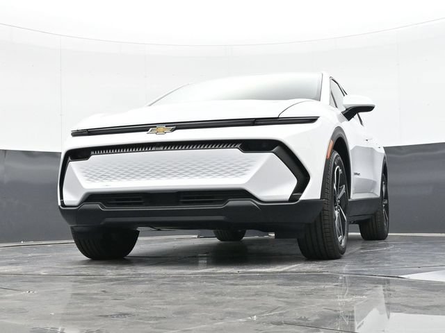 New 2026 Chevrolet Equinox EV LT FWD image 45