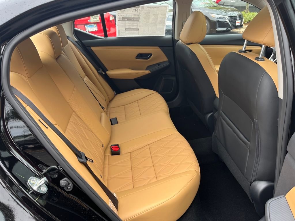 New 2025 Nissan Sentra SV w/ SV Premium Package image 17