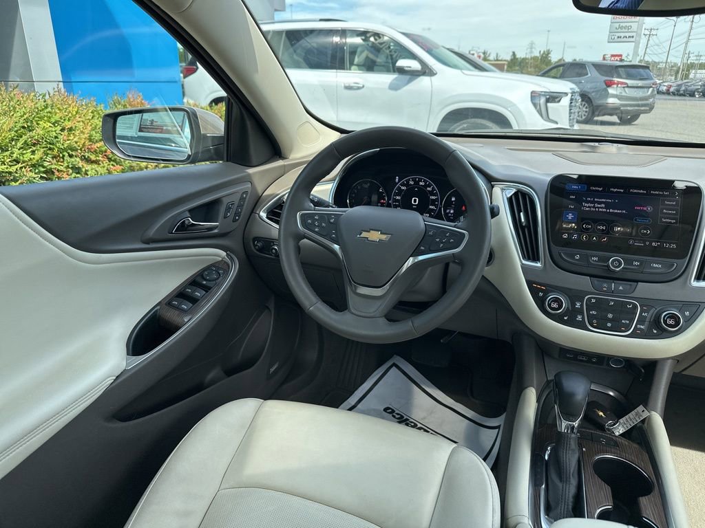 Used 2024 Chevrolet Malibu LT image 10