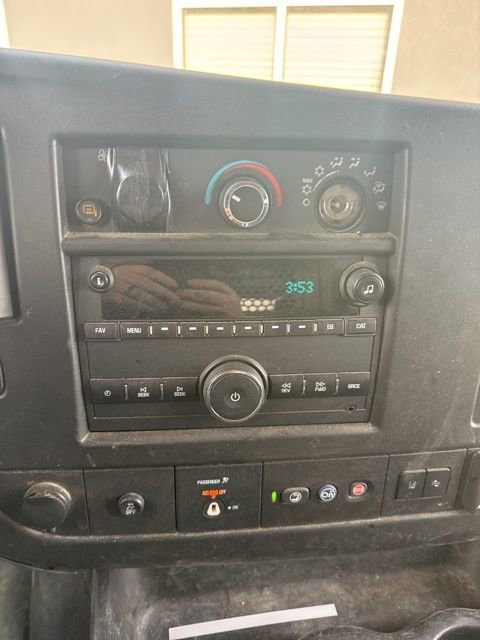 Used 2019 Chevrolet Express 2500 Work Van w/ Driver Convenience Package image 30