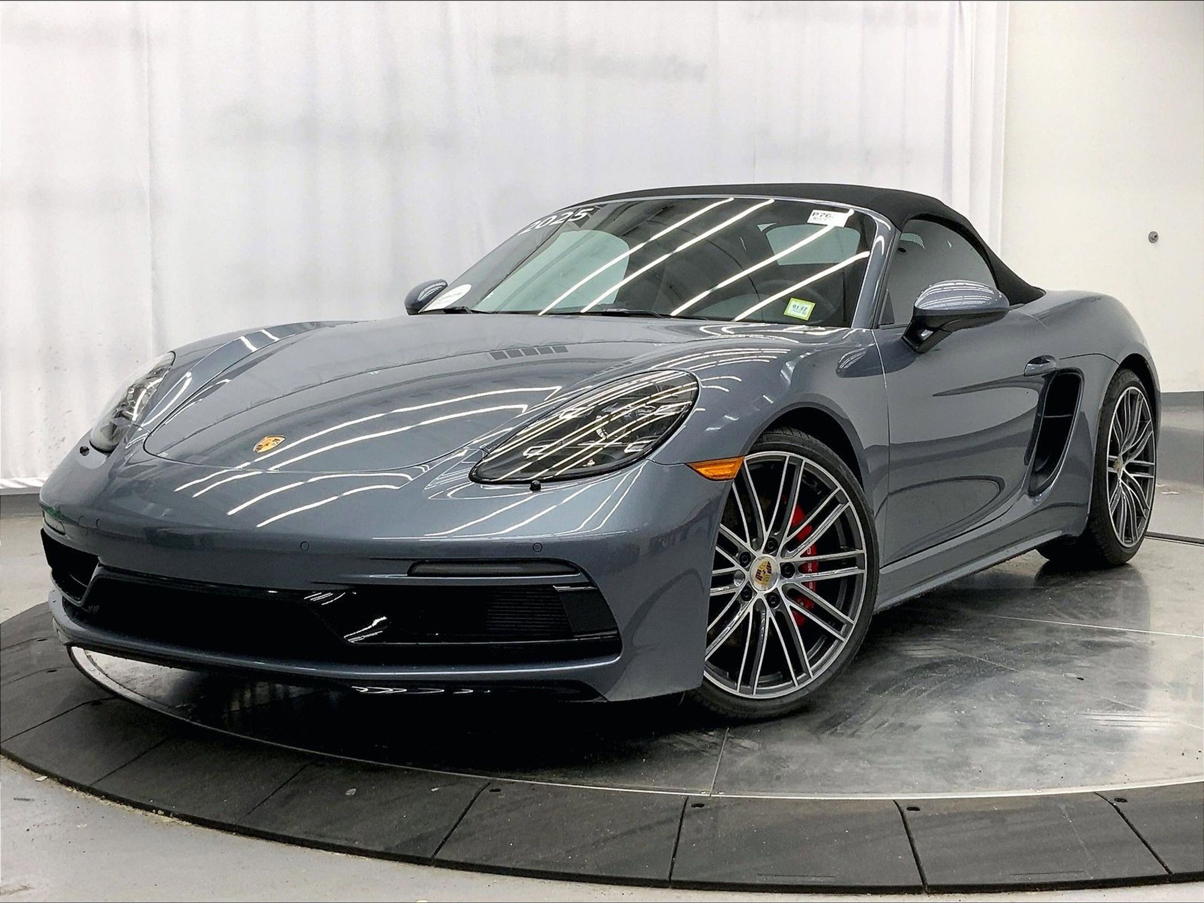 Used 2025 Porsche 718 Boxster GTS RWD image 1