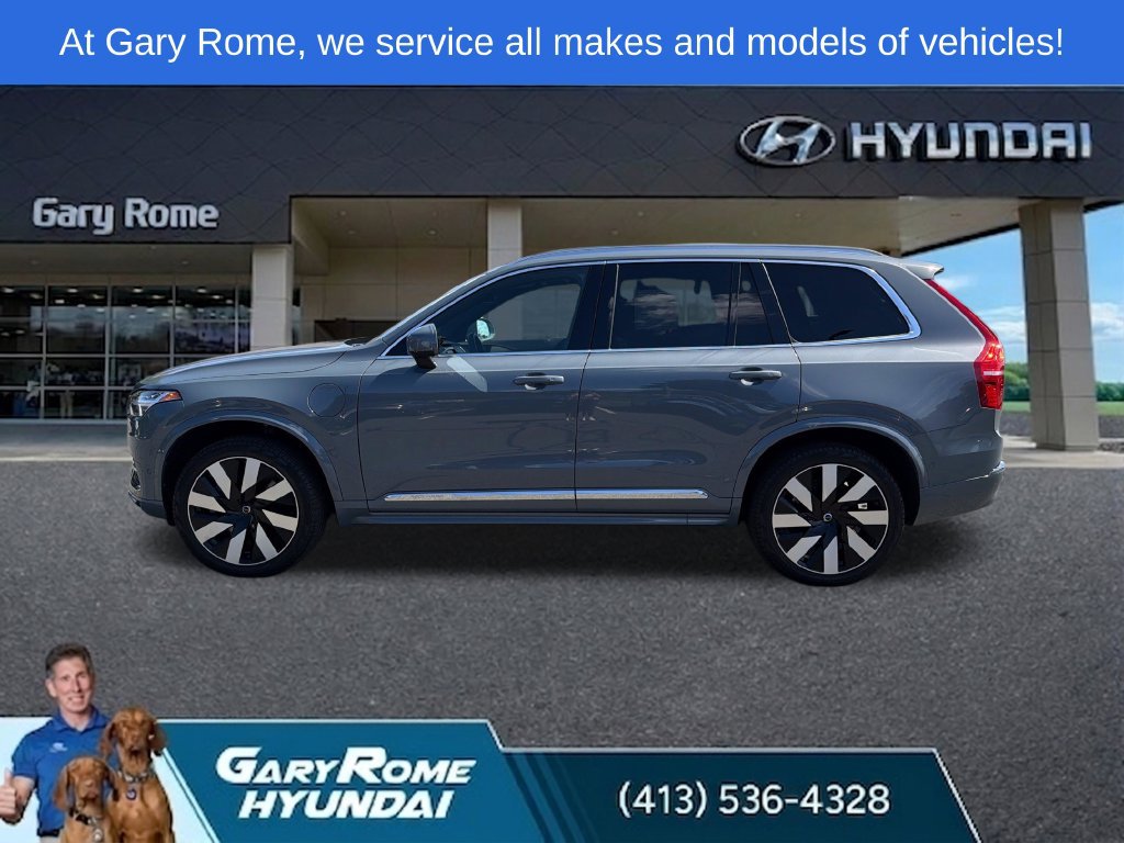 Used 2023 Volvo XC90 T8 Ultimate AWD/4WD image 2