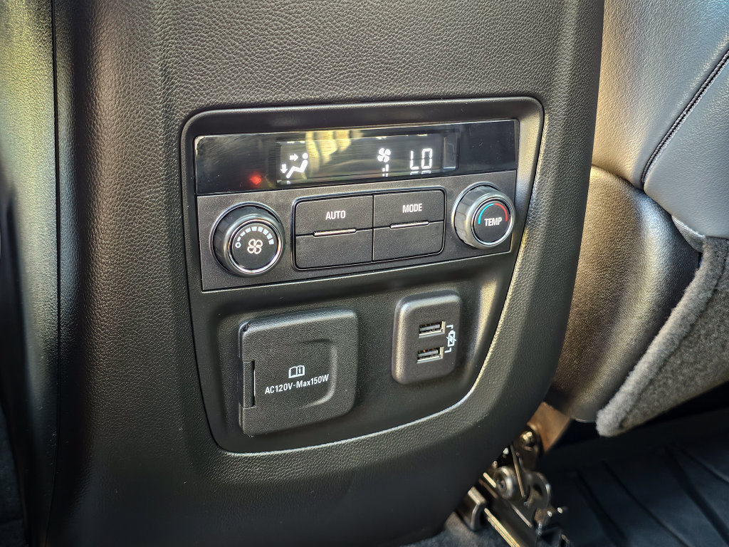 Used 2024 Buick Enclave Essence w/ Experience Buick Package AWD/4WD image 34