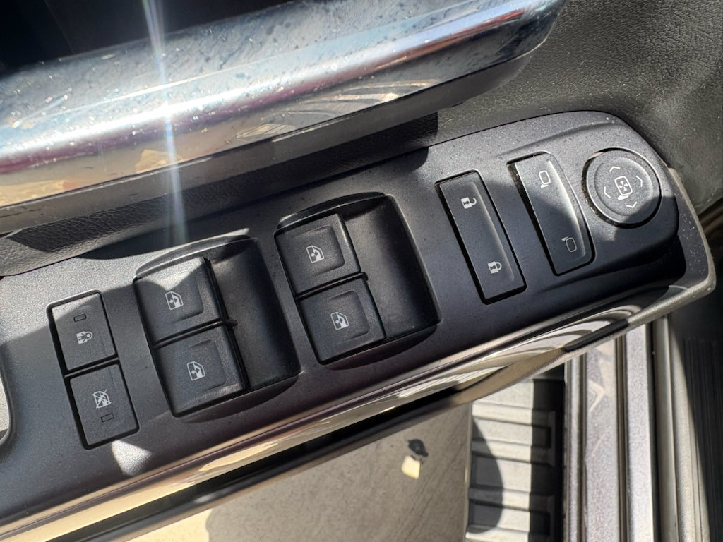 Used 2015 Chevrolet Silverado 1500 LT w/ All Star Edition AWD/4WD image 11