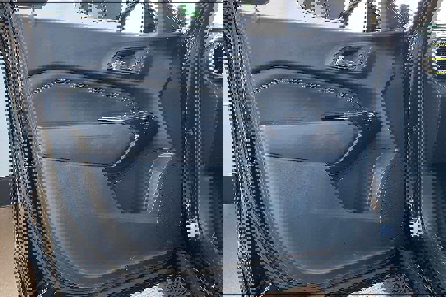 Certified 2024 Chevrolet Trax ACTIV w/ Sunroof Package image 22