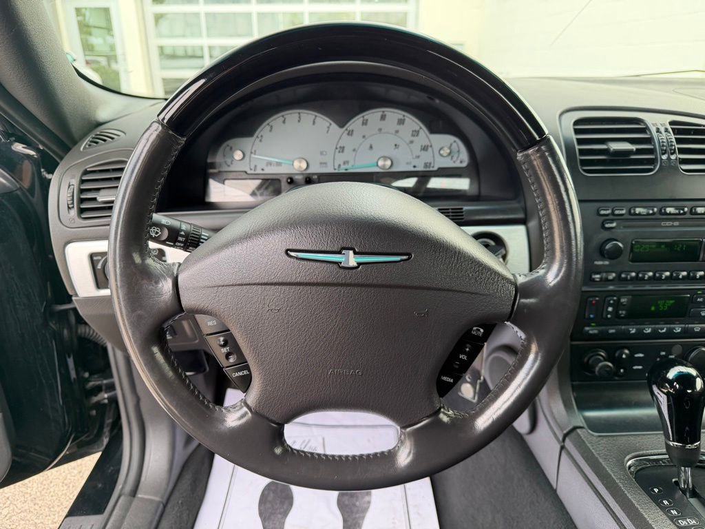 Used 2002 Ford Thunderbird RWD image 18