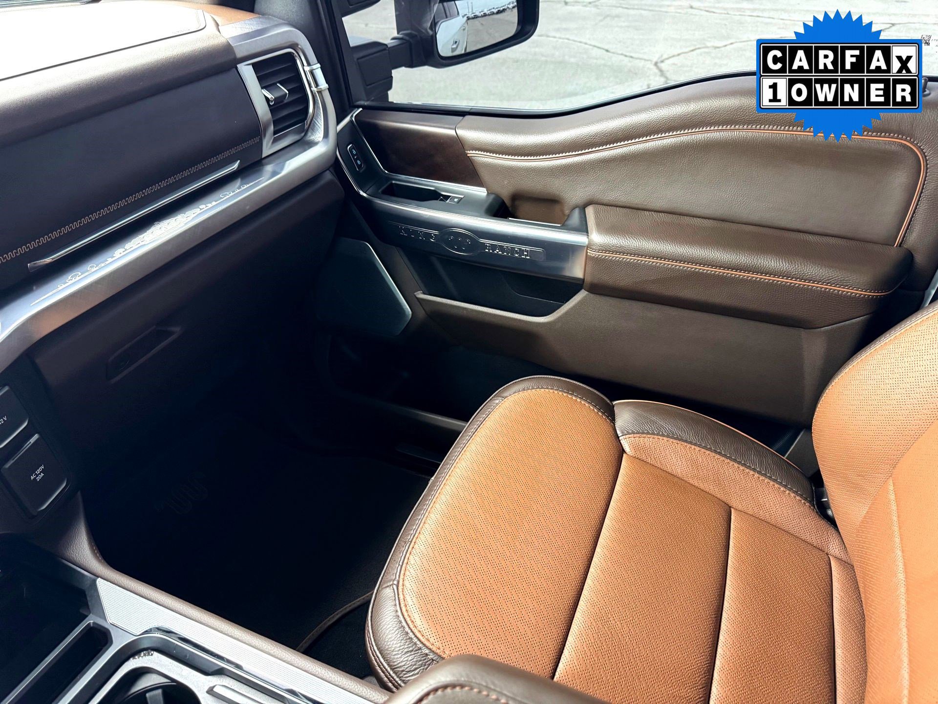 Used 2024 Ford F250 King Ranch w/ Chrome Package image 30