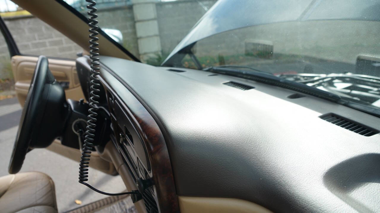 Used 1997 Dodge Ram 3500 Truck 4x4 Club Cab image 84