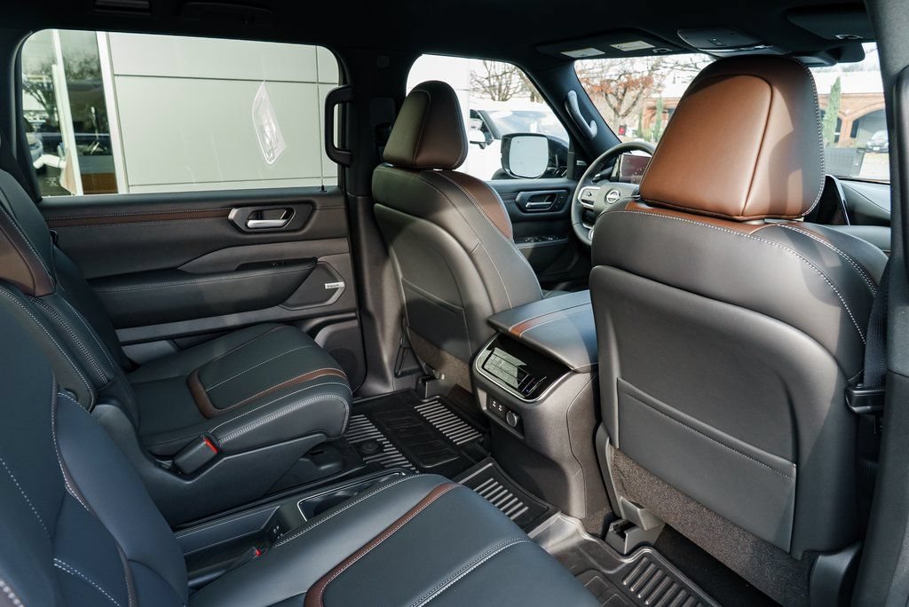 New 2026 Nissan Armada SL w/ Captain's Chari Seat Package AWD/4WD image 27