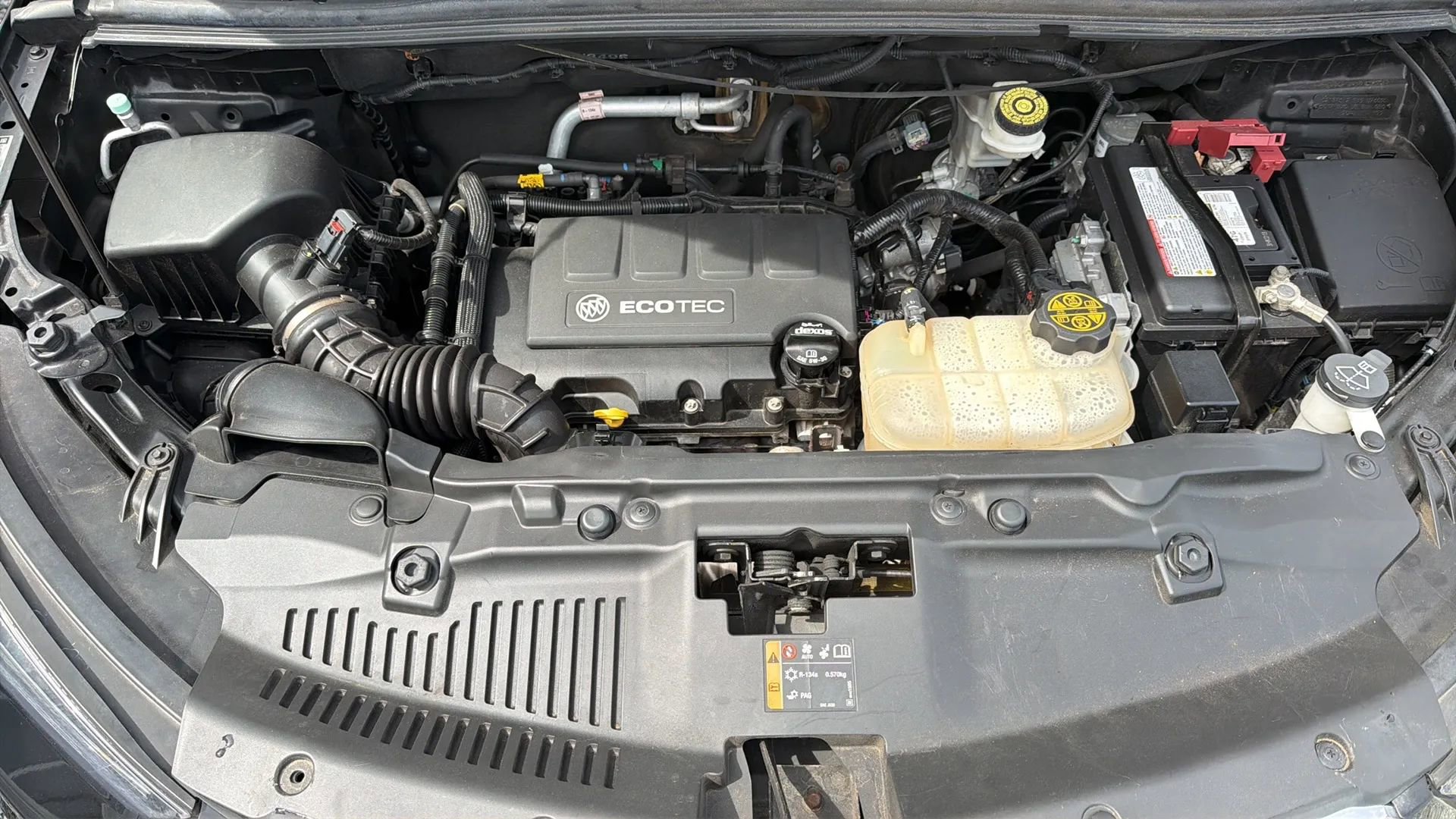 Used 2019 Buick Encore Preferred AWD/4WD image 39