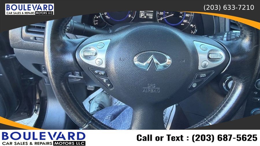 Used 2012 INFINITI FX35 AWD w/ Premium Pkg image 21