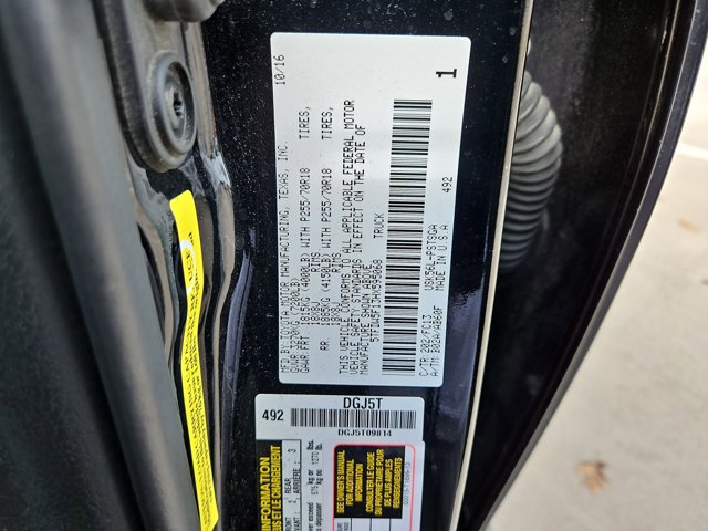 Used 2017 Toyota Tundra SR5 image 23