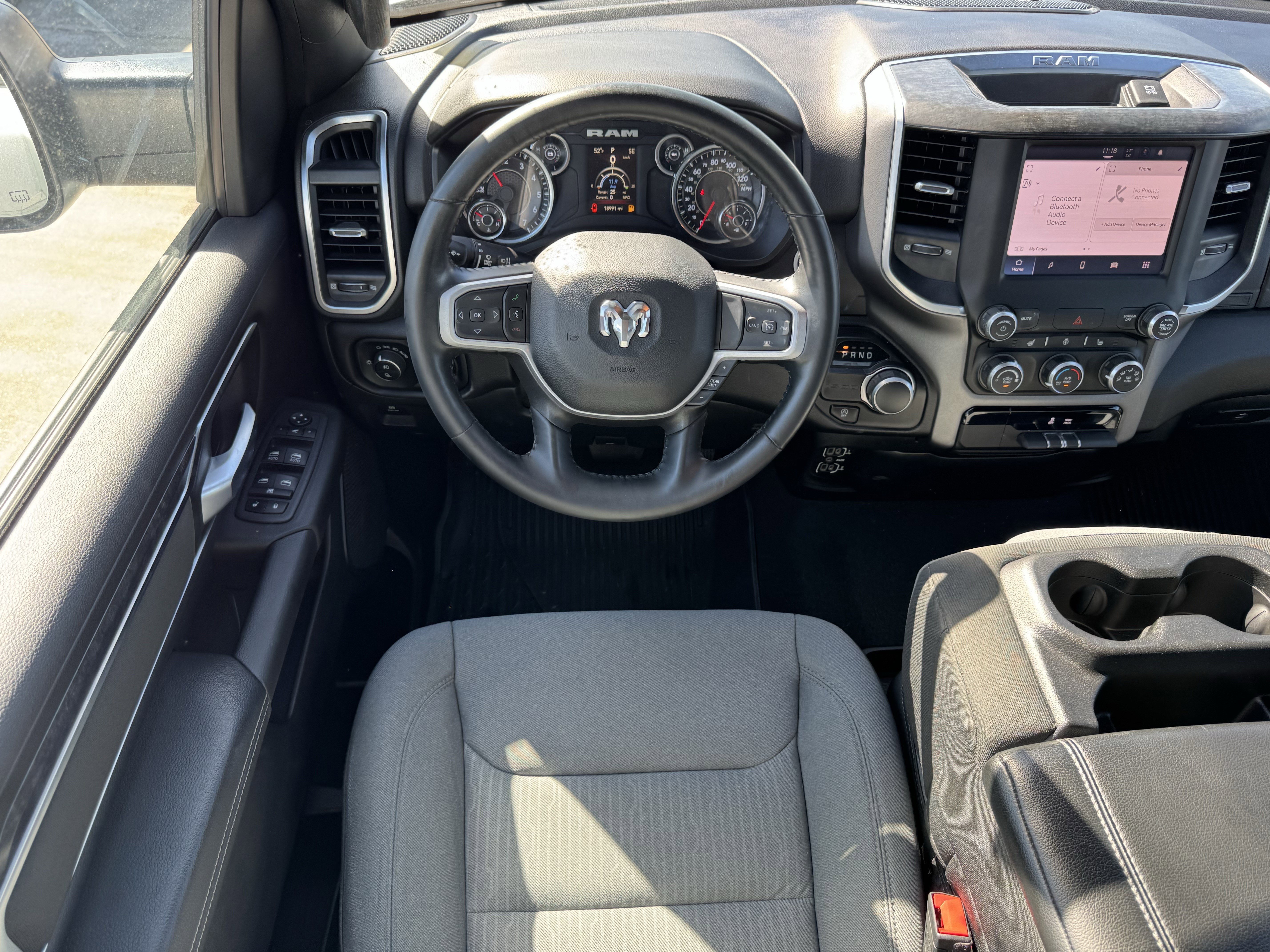 Used 2024 RAM 1500 Lone Star image 14