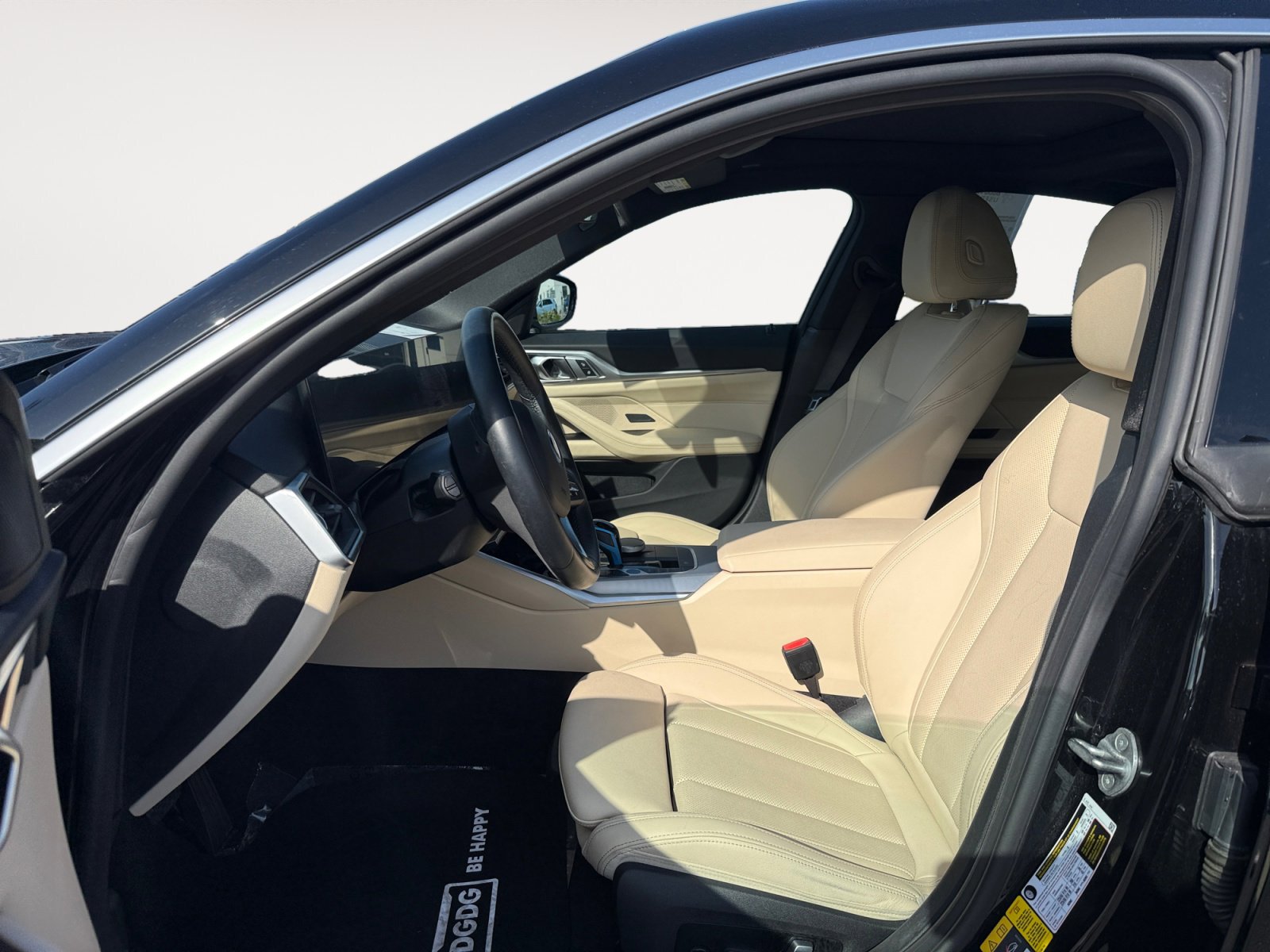 Used 2023 BMW i4 eDrive40 w/ Premium Package RWD image 10