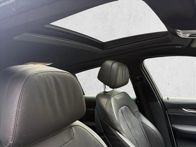 Used 2017 BMW X6 sDrive35i image 21