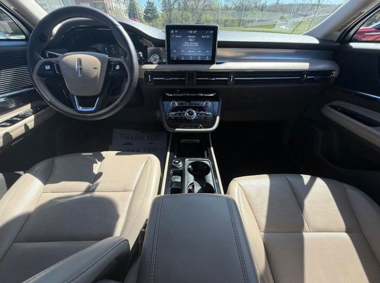 Used 2022 Lincoln Corsair FWD w/ Equipment Group 101A image 3