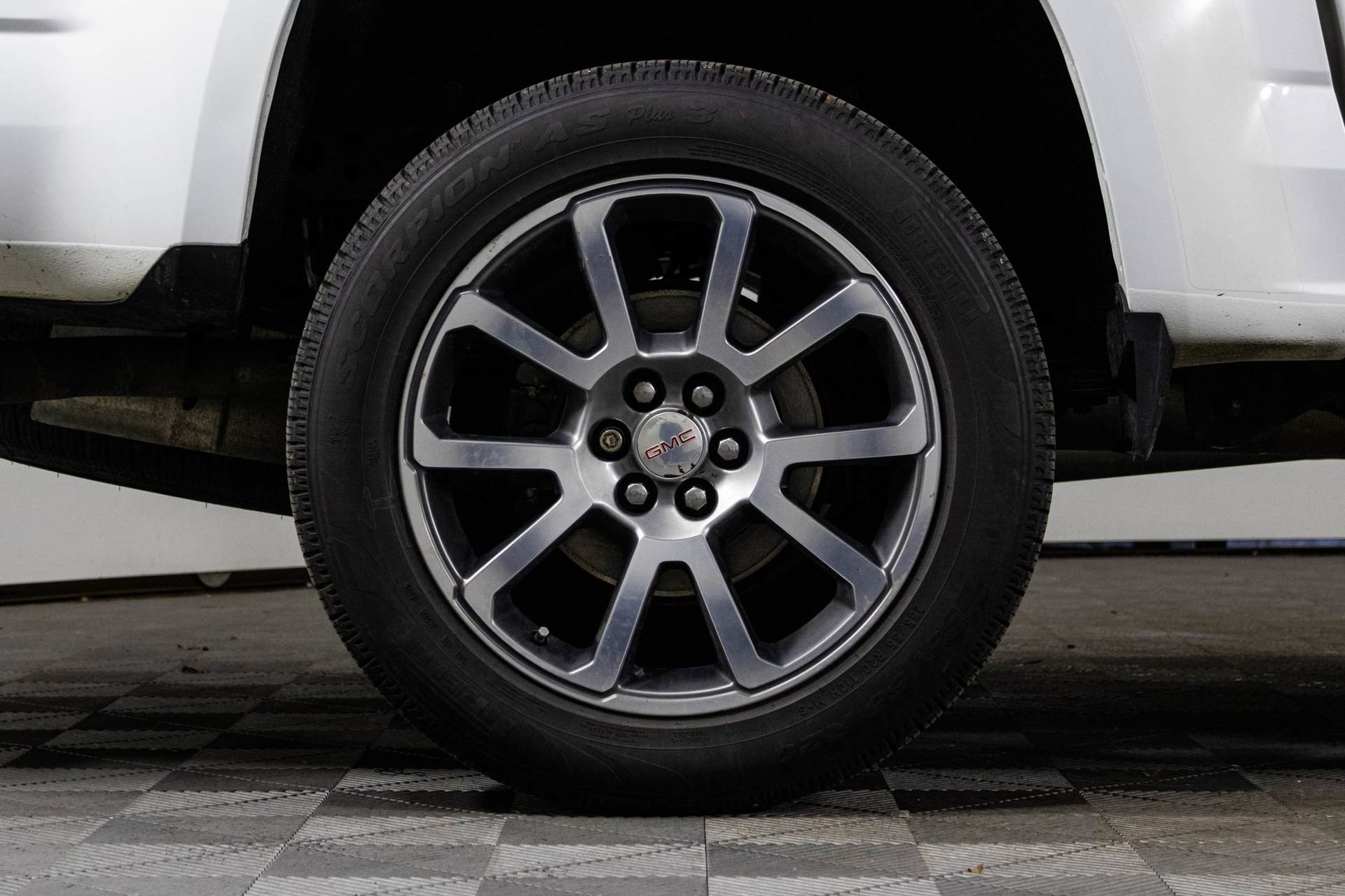 Used 2018 GMC Canyon Denali image 40