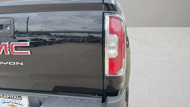 Used 2022 GMC Canyon Elevation w/ Elevation Premium Package AWD/4WD image 35