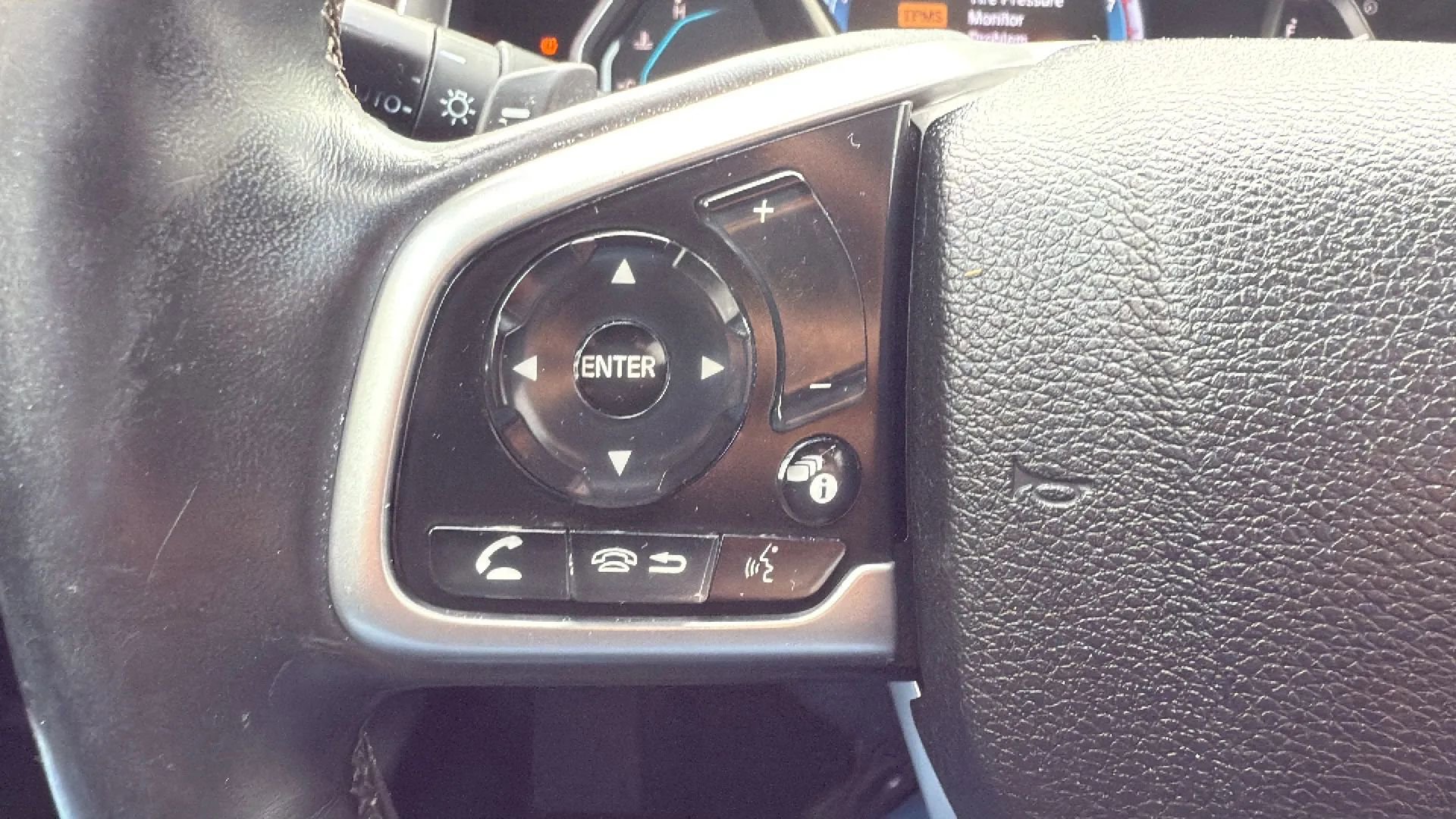 Used 2020 Honda Civic Touring image 12