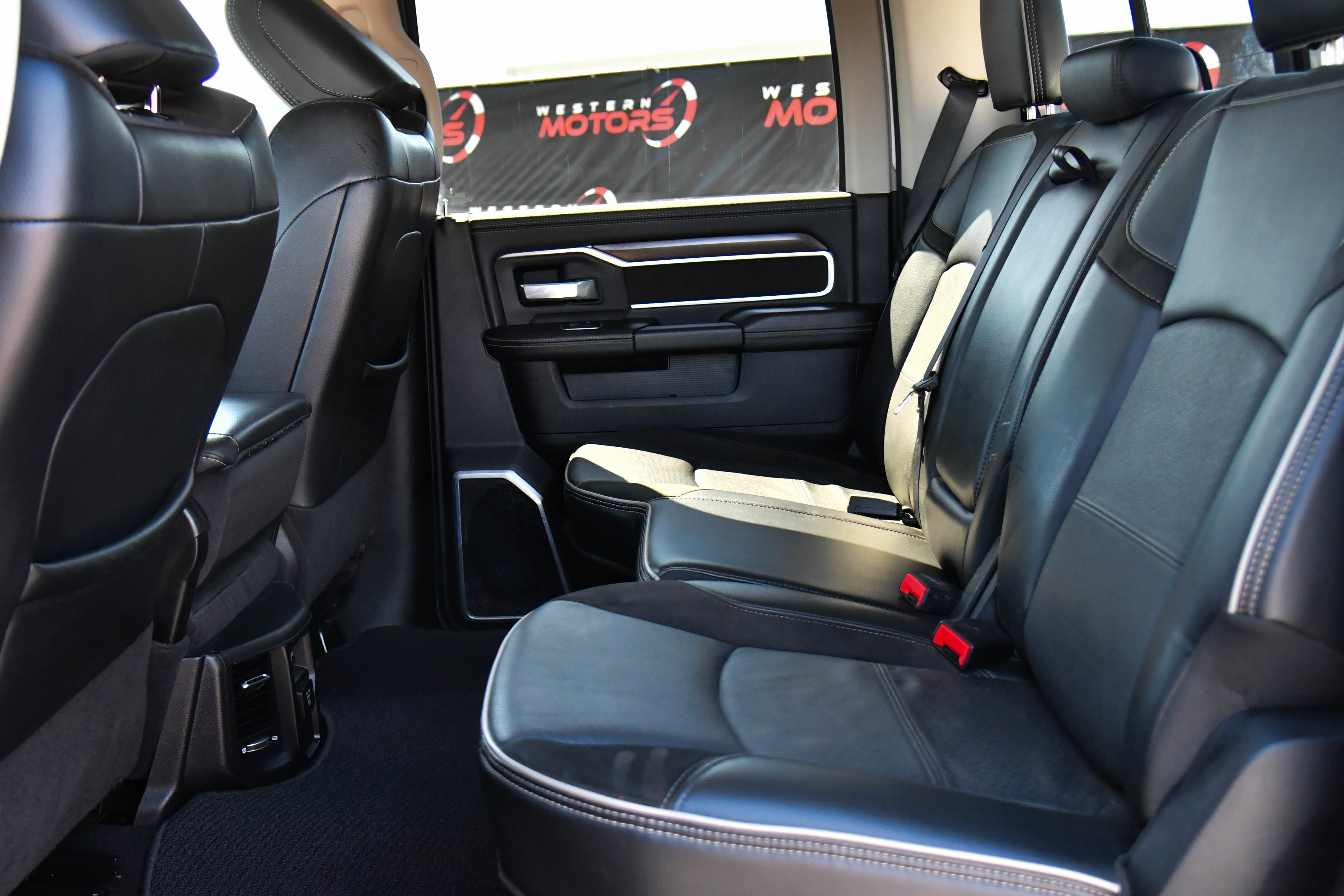 Used 2024 RAM 2500 Laramie image 41