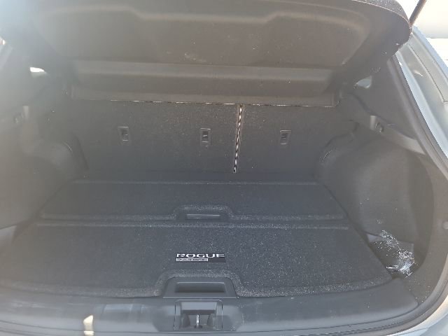 Certified 2022 Nissan Rogue Sport SV FWD image 10